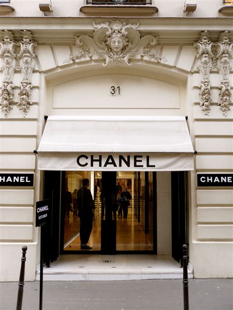 Chanel rue cambon history